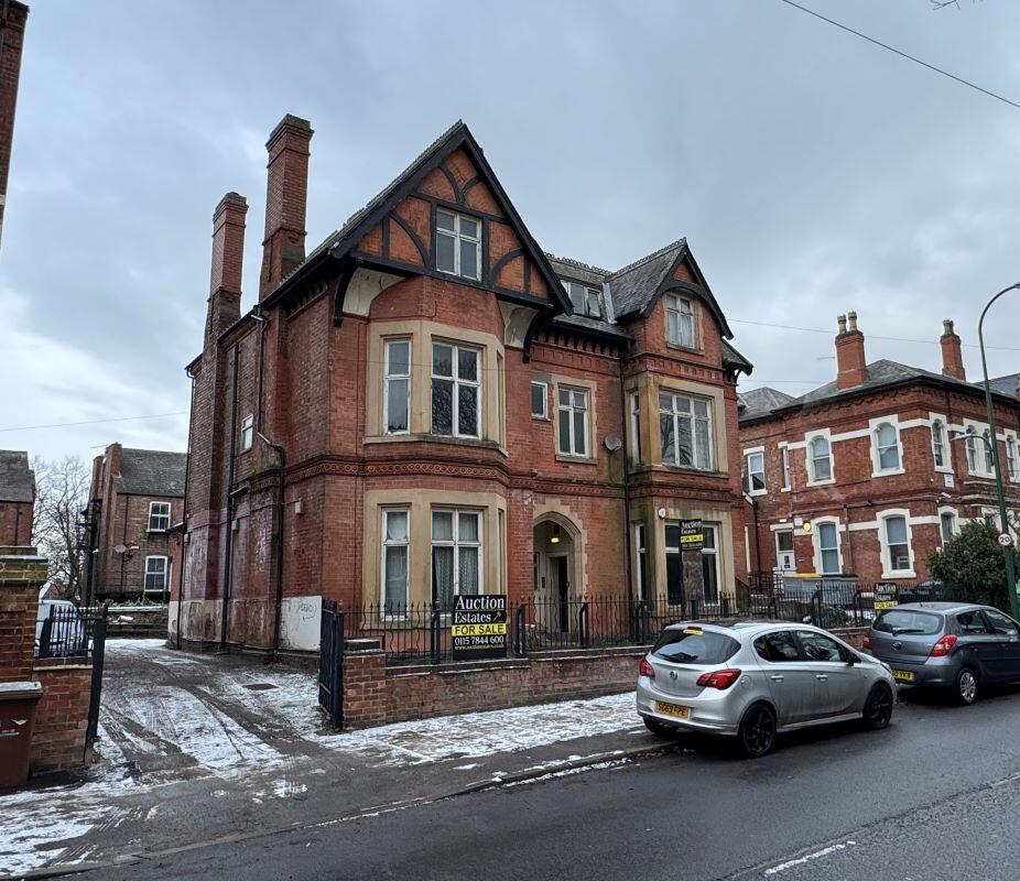 Main image of property: 42 Forest Road West, Nottingham, NG7 4EQ