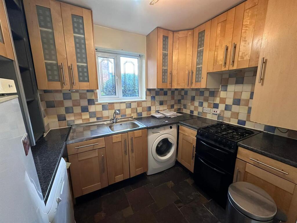 Main image of property: Athol Square, London