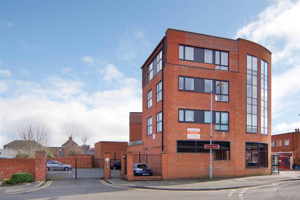 Main image of property: Windsor House, Melton Mowbray