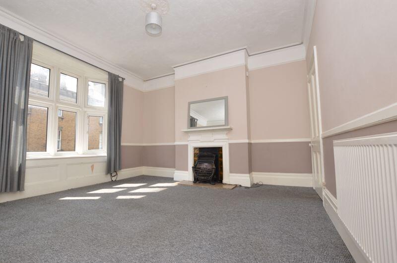Main image of property: 3 Bedroom Duplex Apartment, Grosvenor Road, Tunbridge Wells
