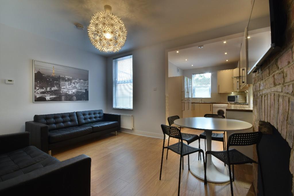 Main image of property: 6 BED STUDENT HOUSE SHARE - CROOKESMOOR 