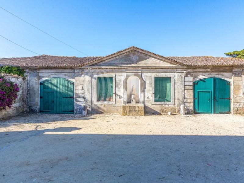 farm-house-for-sale-in-lisbon-loures-portugal