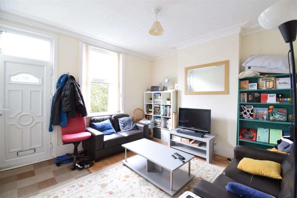 Main image of property: 40 Spooner Road, Sheffield