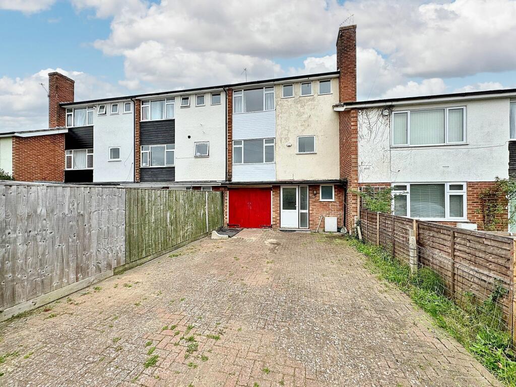 Main image of property: Whitehorns Way, Drayton, OX14