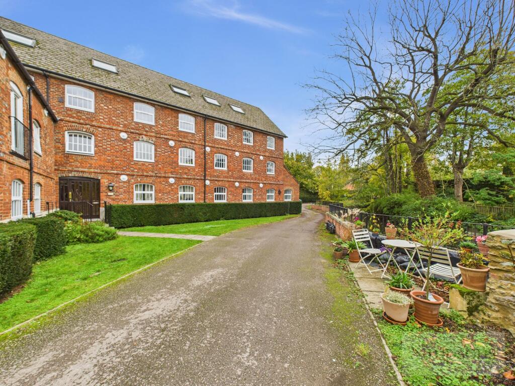 Main image of property: St. Helens Wharf, Abingdon, OX14