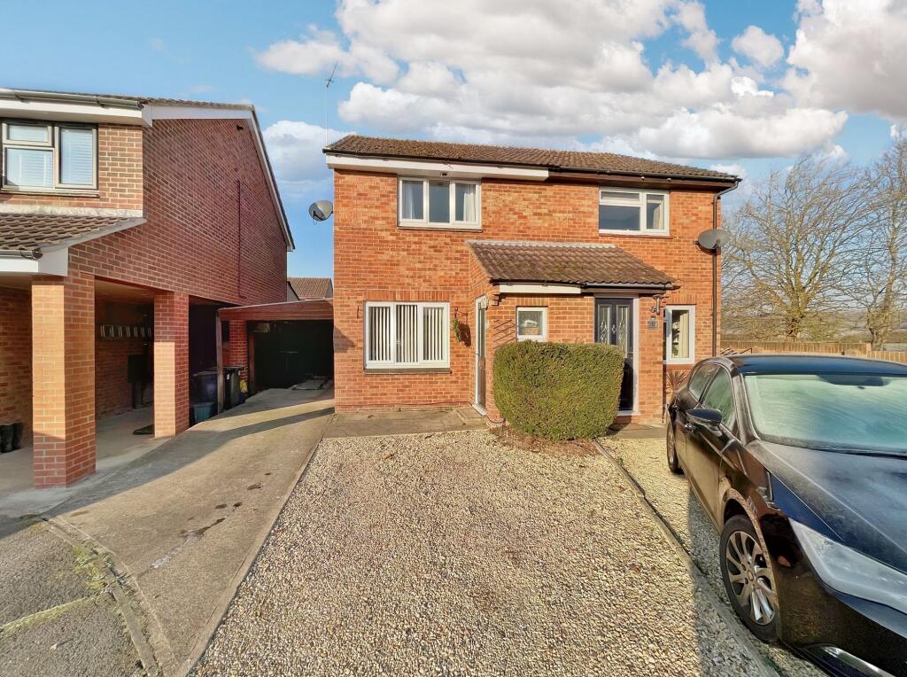 Main image of property: Barfleur Close, Abingdon, OX14
