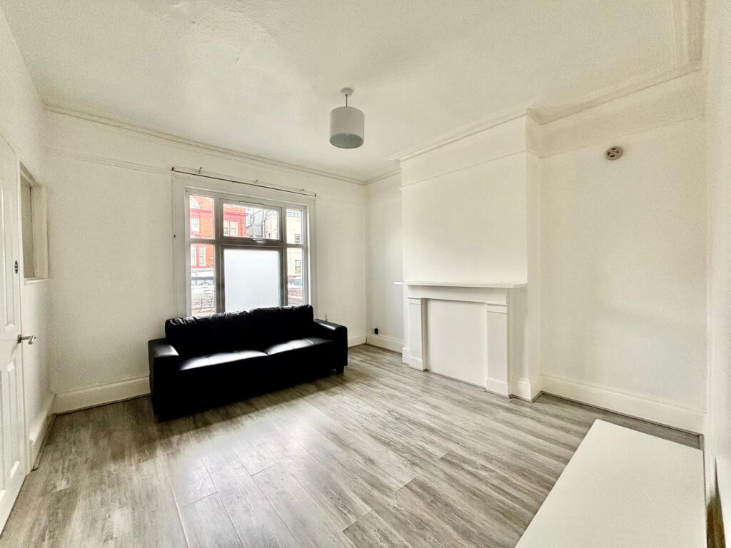 Main image of property: Broadway, London, W13