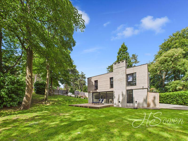 Main image of property: The Meadows, Avenue Road, TQ2 5LS