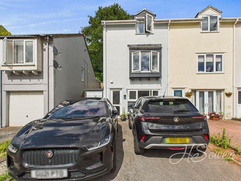 Main image of property: Fowey Avenue, Torquay
