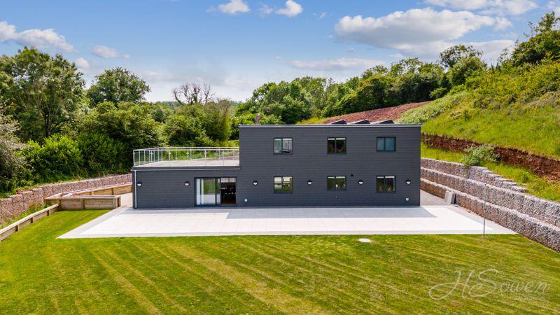 Main image of property: Edginswell Lane, Torquay