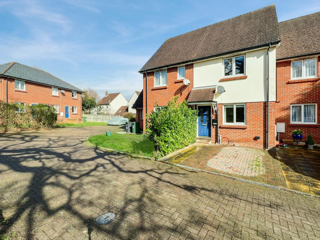 2 bedroom house for sale in Rana Drive, Braintree, CM7