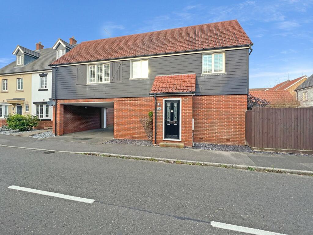 2 bedroom house for sale in Canon Road, Flitch Green, Dunmow, CM6