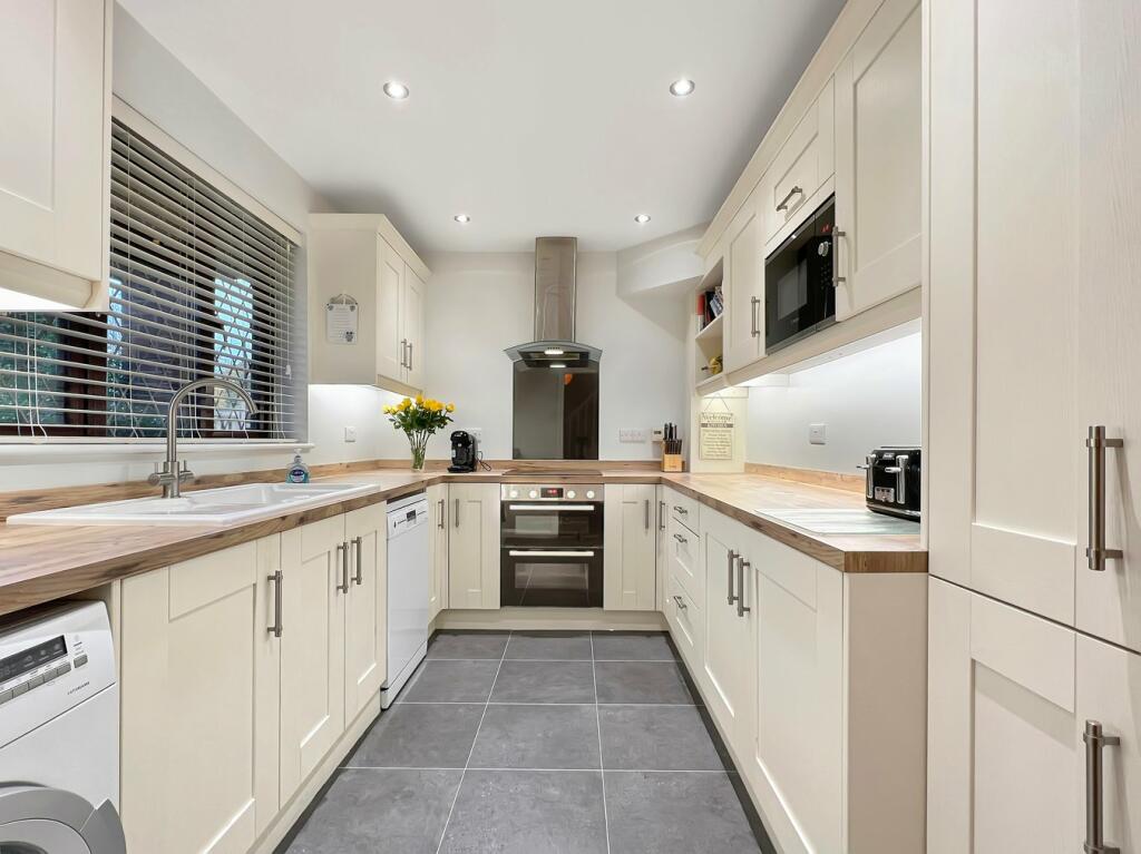 Additional property image - Hawbush Green, Cressing, Braintree, CM77