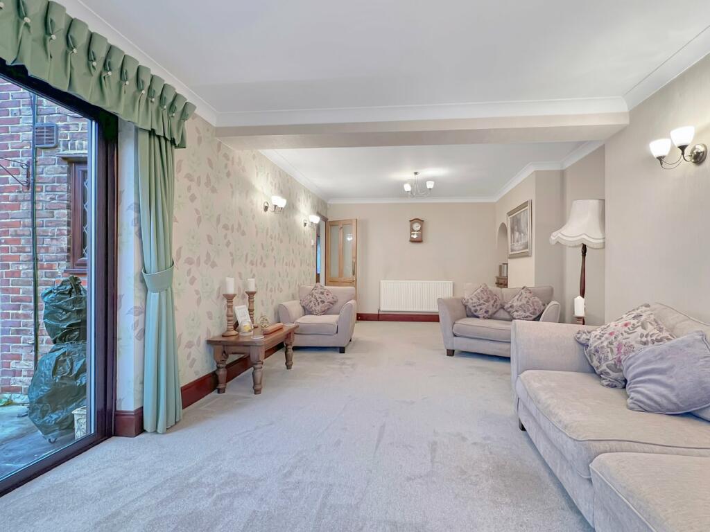 Additional property image - Hawbush Green, Cressing, Braintree, CM77