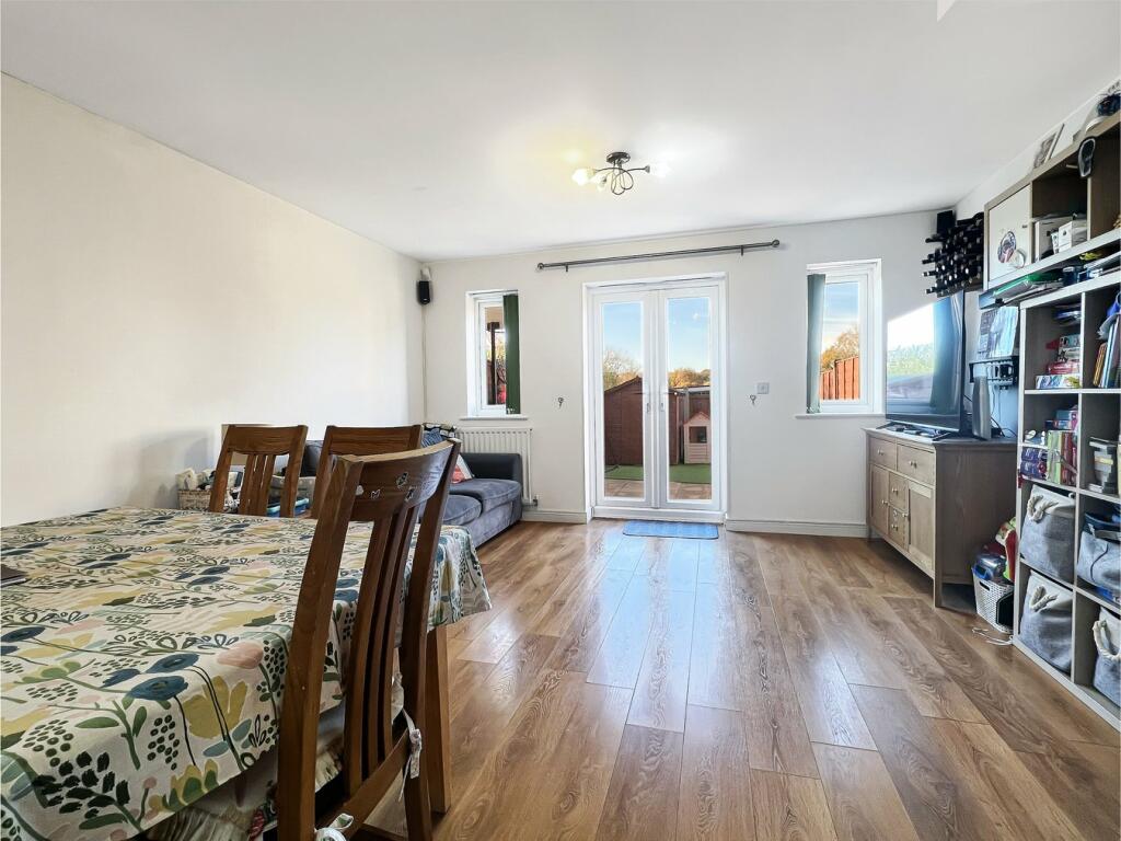 Additional property image - Bamboo Crescent, Braintree, CM7