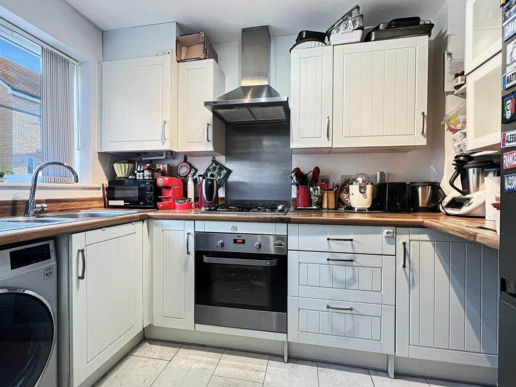 Additional property image - Bamboo Crescent, Braintree, CM7