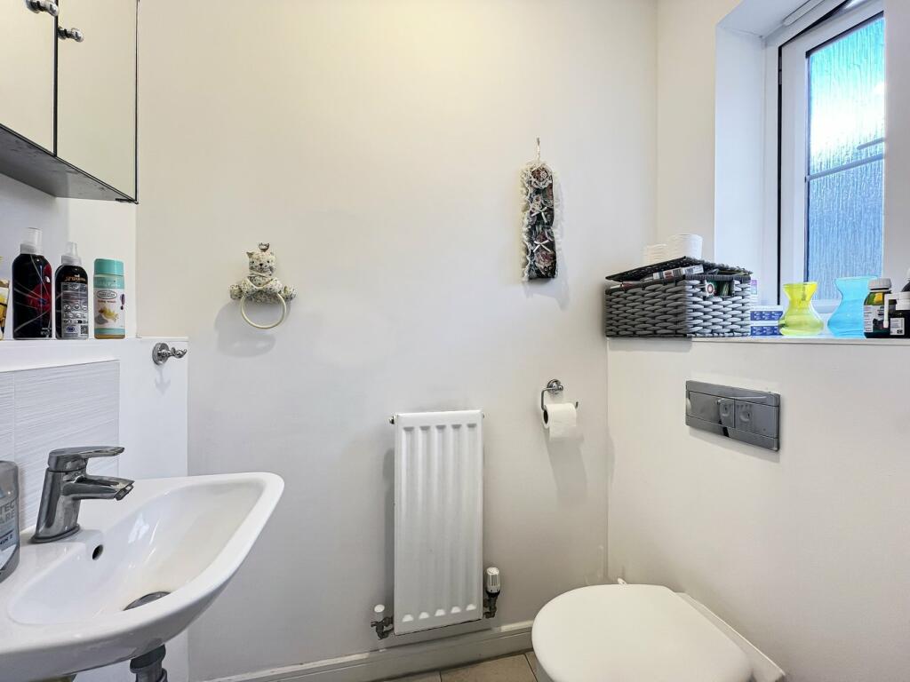 Additional property image - Bamboo Crescent, Braintree, CM7