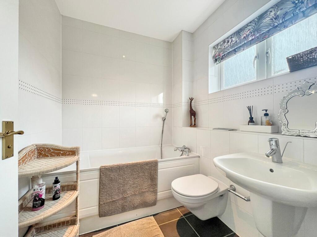 Additional property image - Quilberry Drive, Braintree, CM77