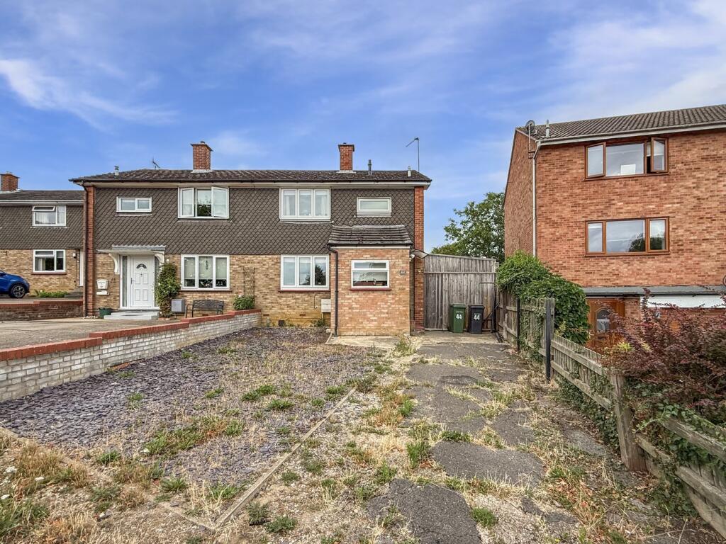 Main image of property: Glebe Avenue, Braintree, CM7
