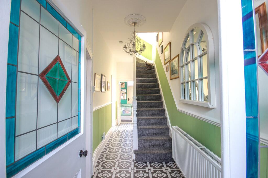 Additional property image - Woodland Way, Kingswood, Bristol, BS15