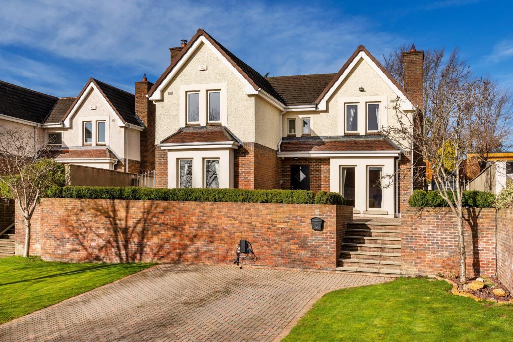 Main image of property: 11 Knockdara, Seamount Road, Malahide, Co Dublin, K36PF86