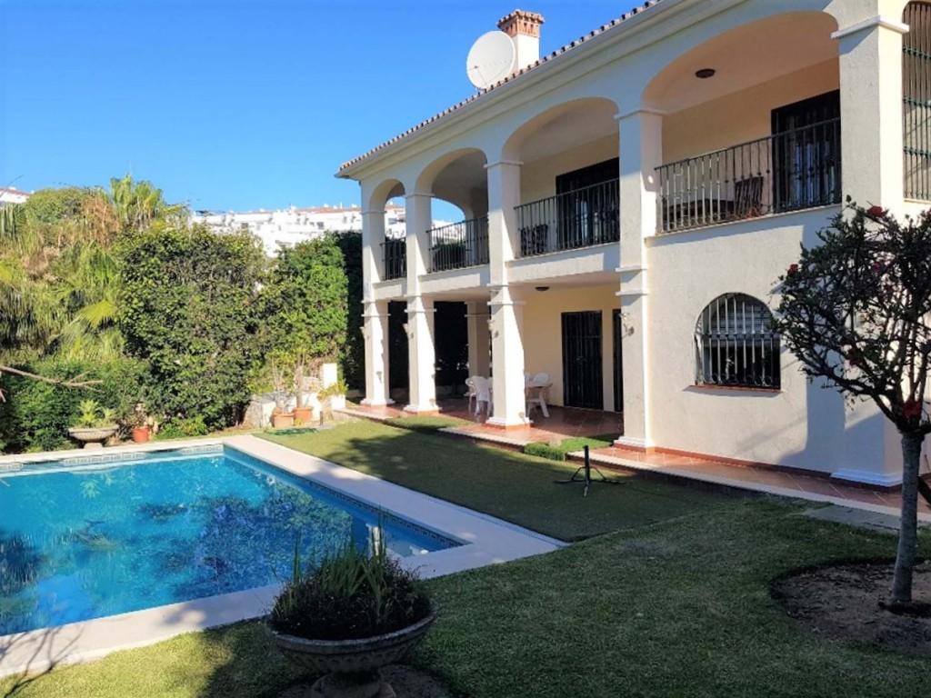 3 bedroom villa for sale in Andalucia, Malaga, Mijascosta, Spain