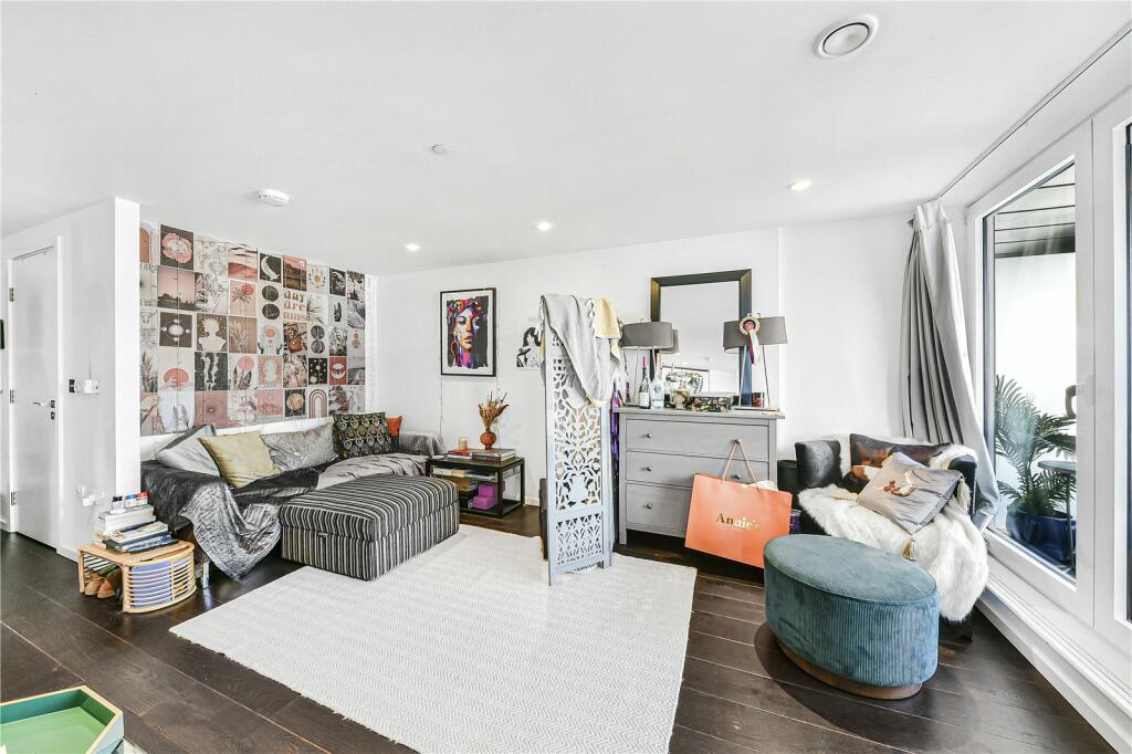 Main image of property: Eagle Point, London, EC1V