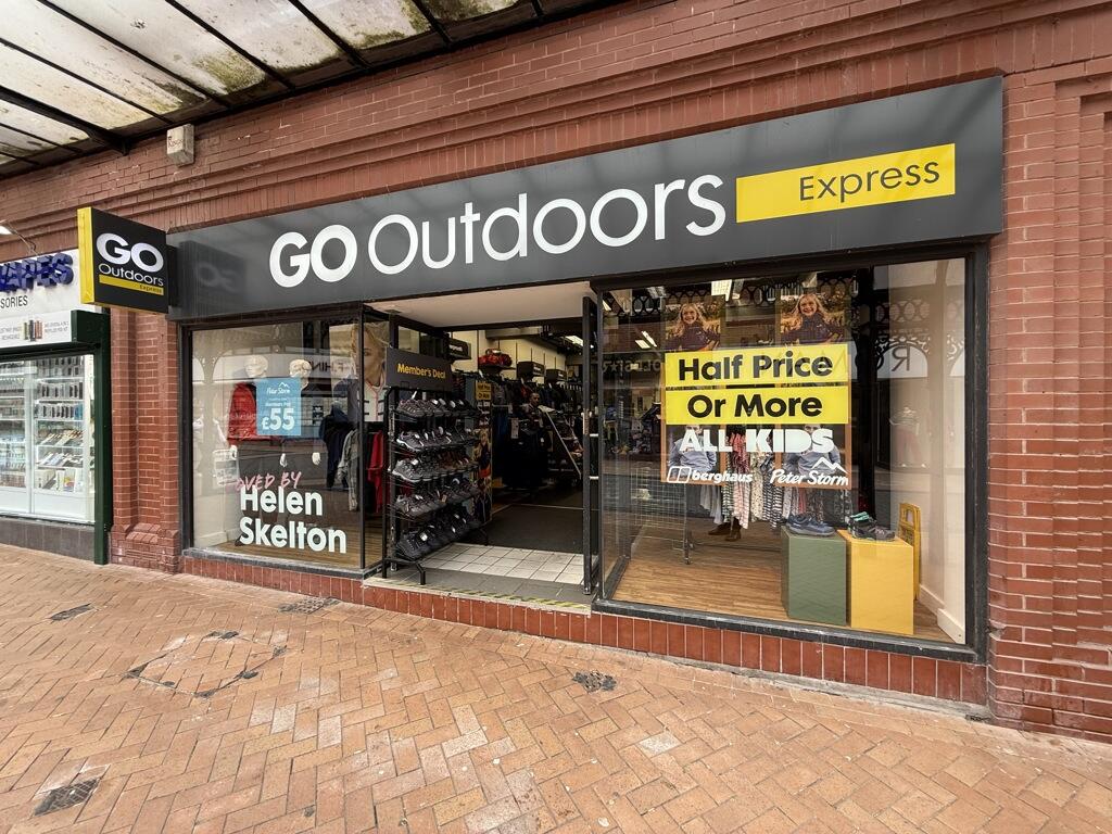 Main image of property: 47- 49 VICTORIA STREET, BLACKPOOL,  LANCASHIRE, FY1