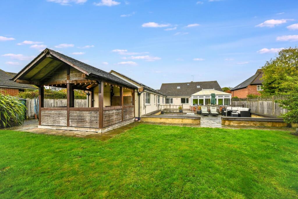 Main image of property: Blean Common, Blean