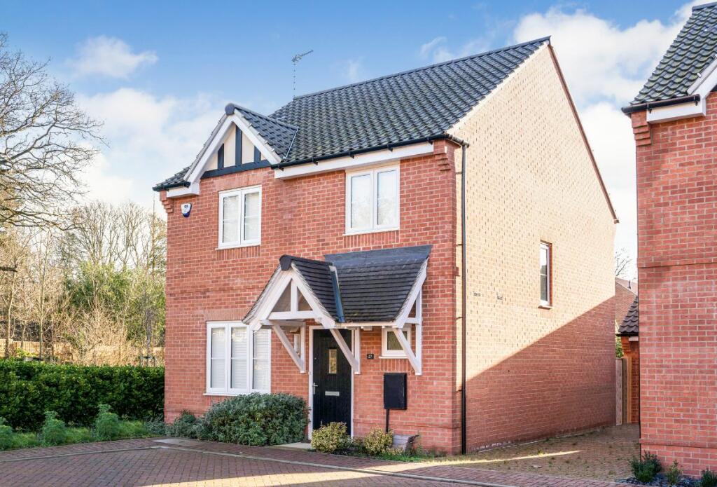 3 bedroom detached house for rent in Nightingale Way, Martlesham, Woodbridge, IP12
