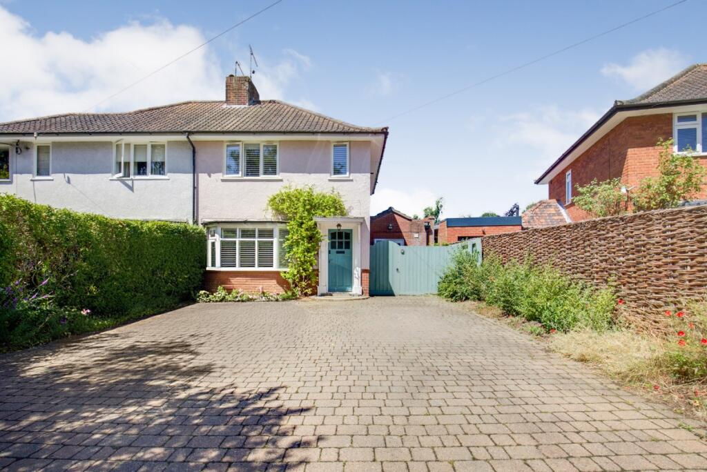 3 bedroom semidetached house for sale in Bredfield Road, Woodbridge, IP12