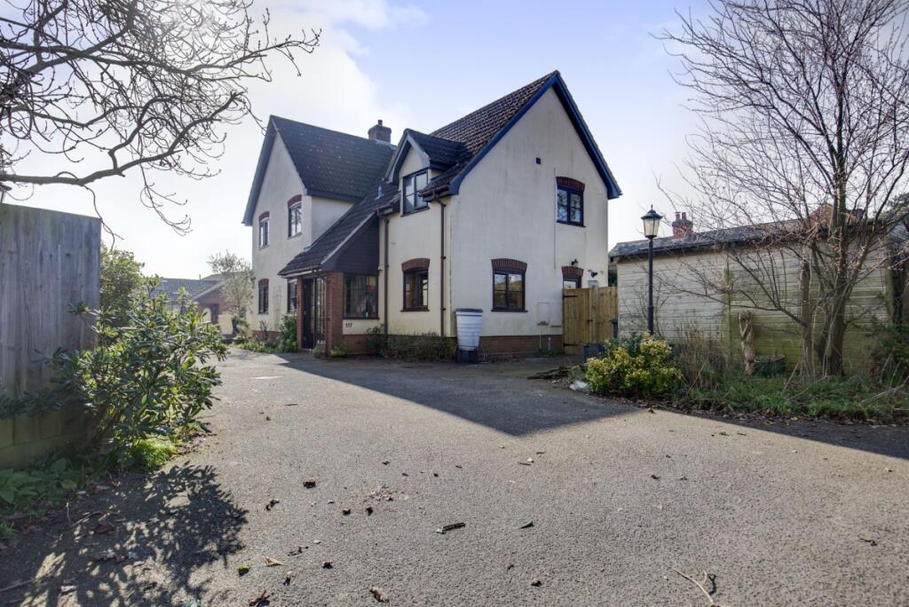 Main image of property: Ipswich Road, Woodbridge