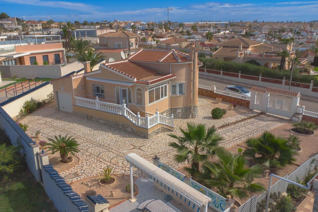 Main image of property: Valencia, Alicante, Ciudad Quesada