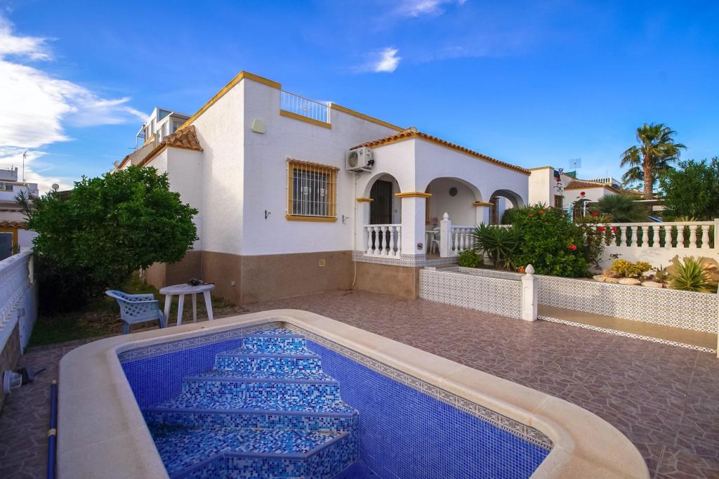 3 bedroom semi-detached villa for sale in La Marina, Spain