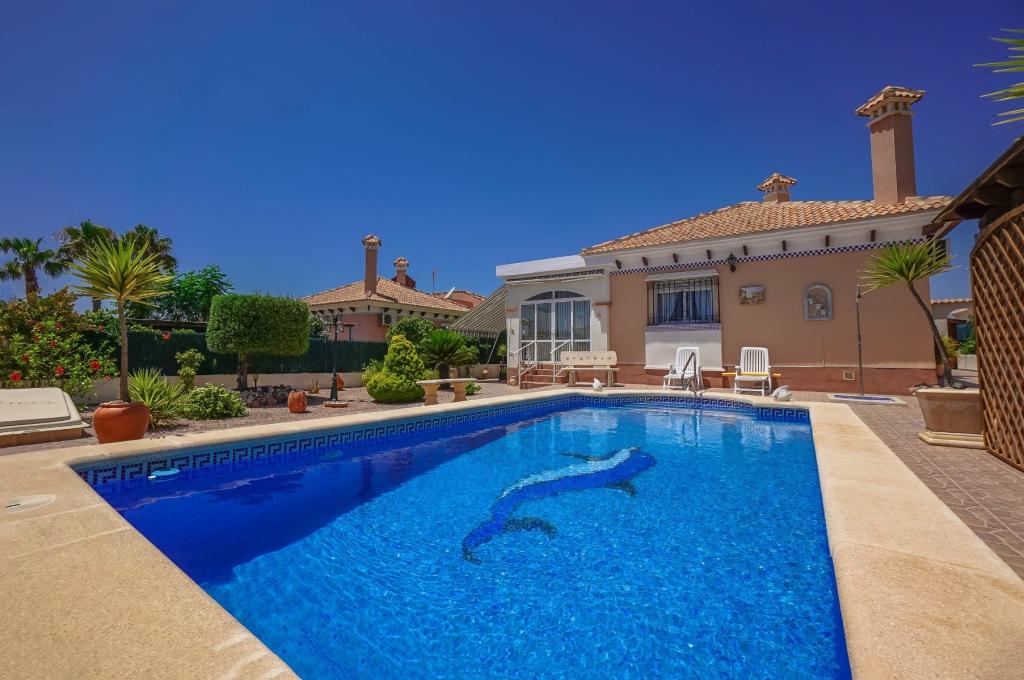 3 bedroom detached villa for sale in La Marina, Spain