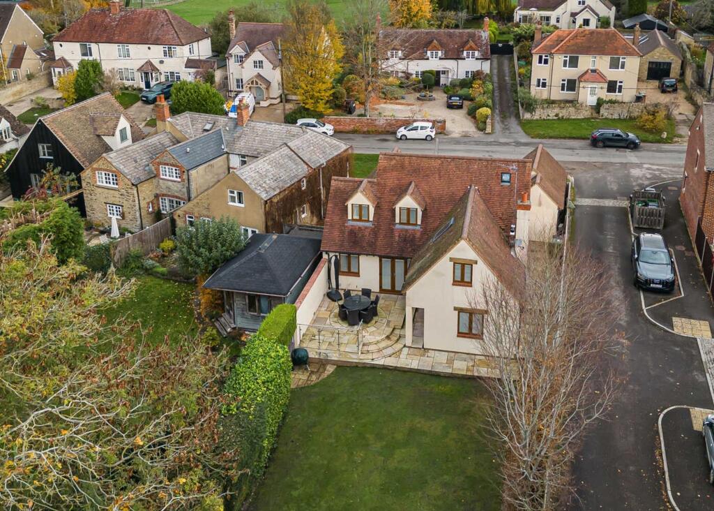 Main image of property: Lower End, Great Milton, OX44