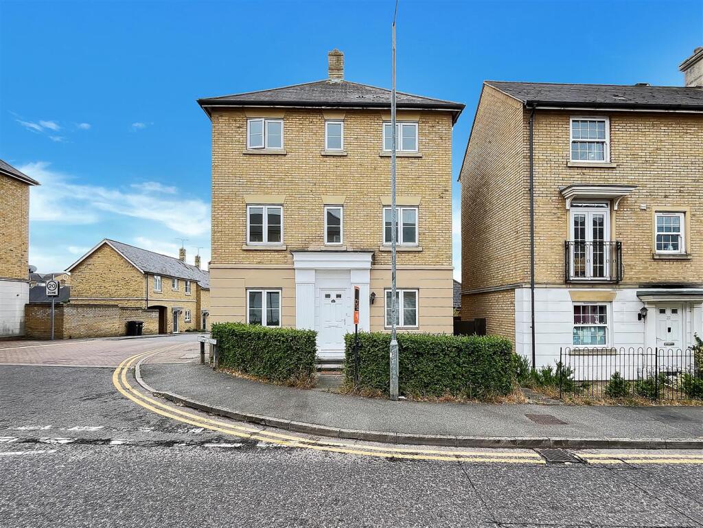 Main image of property: Trinovantian Way, Braintree, CM7 3JN