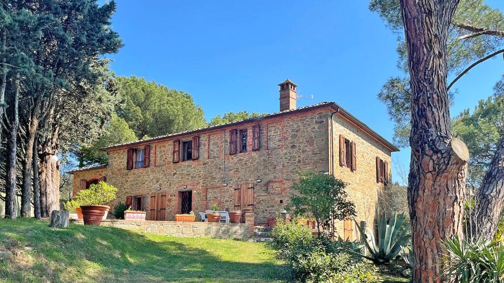 Main image of property: Sinalunga, Siena, Tuscany