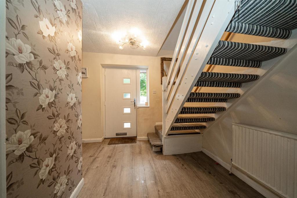 5 bedroom detached house for sale in Banky Fields, Congleton, CW12