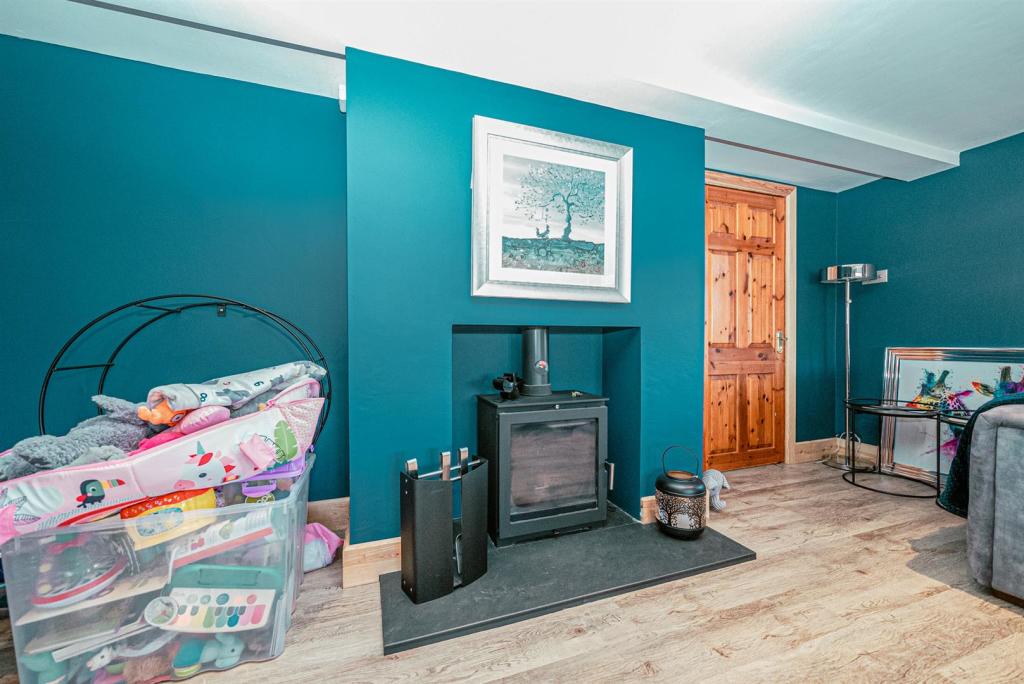 4 bedroom detached house for sale in Schoolfold Lane, Adlington