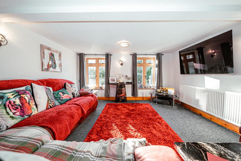 4 bedroom detached house for sale in Schoolfold Lane, Adlington