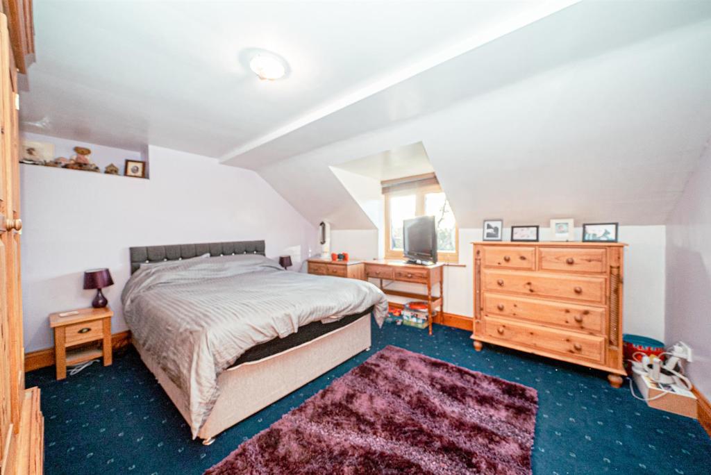 4 bedroom detached house for sale in Schoolfold Lane, Adlington