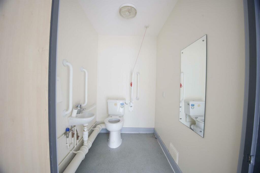 Additional property image - Nat Lane, Winsford, Cheshire