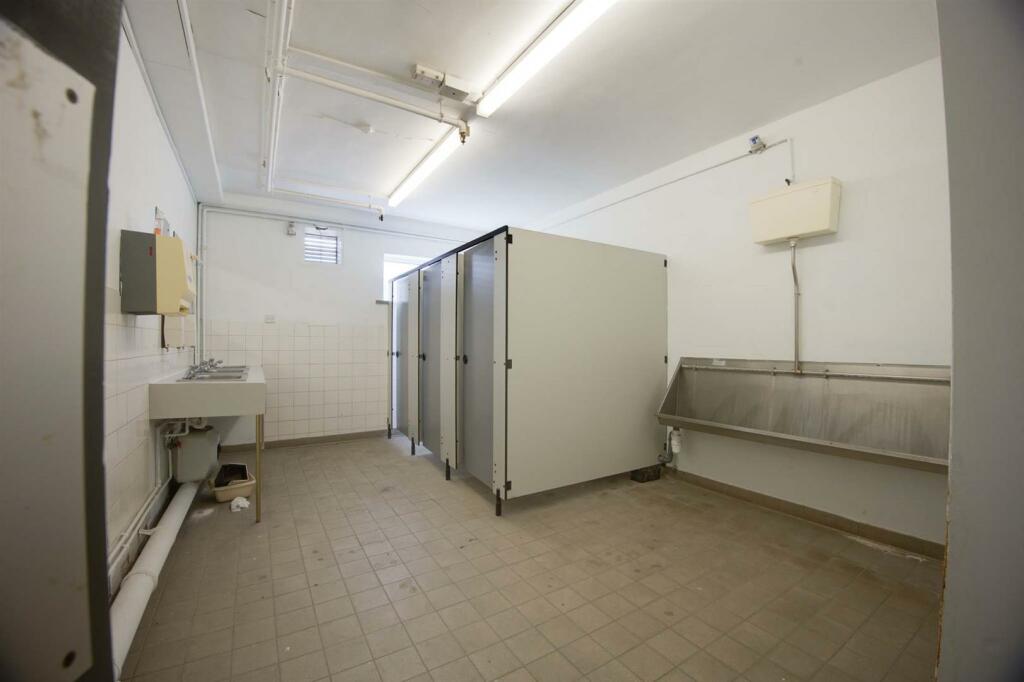 Additional property image - Nat Lane, Winsford, Cheshire