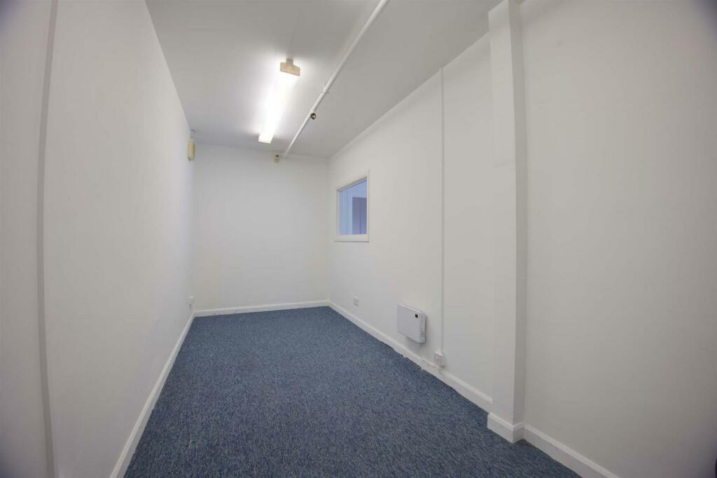 Additional property image - Nat Lane, Winsford, Cheshire