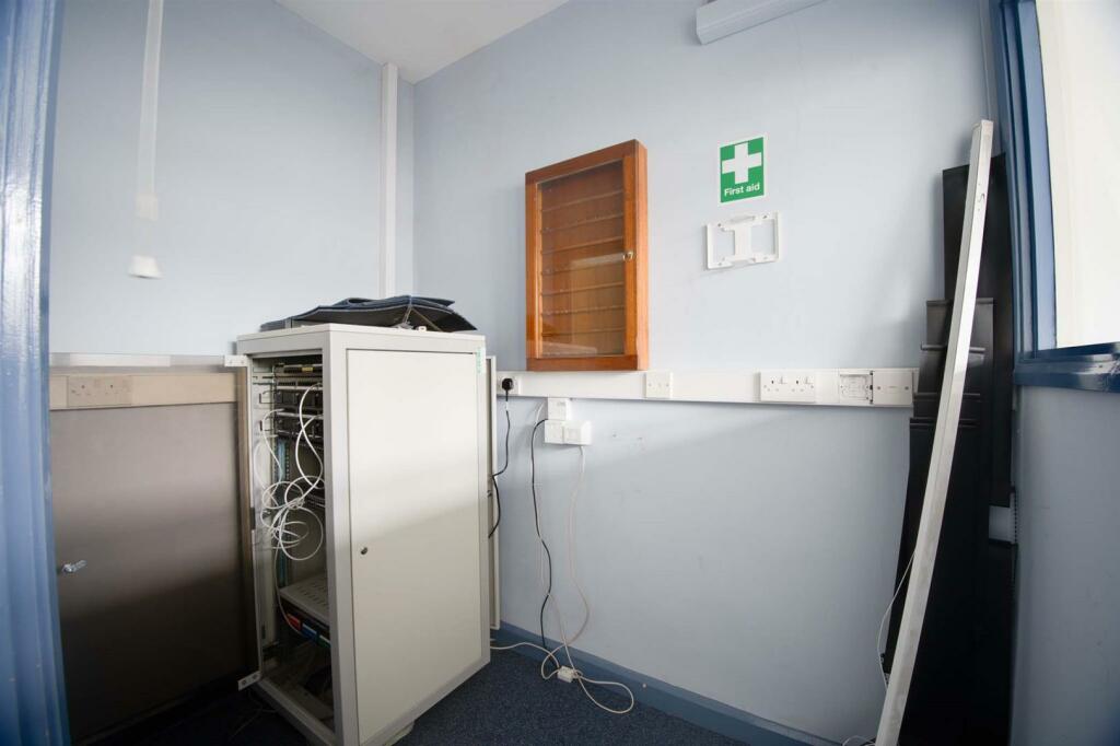 Additional property image - Nat Lane, Winsford, Cheshire