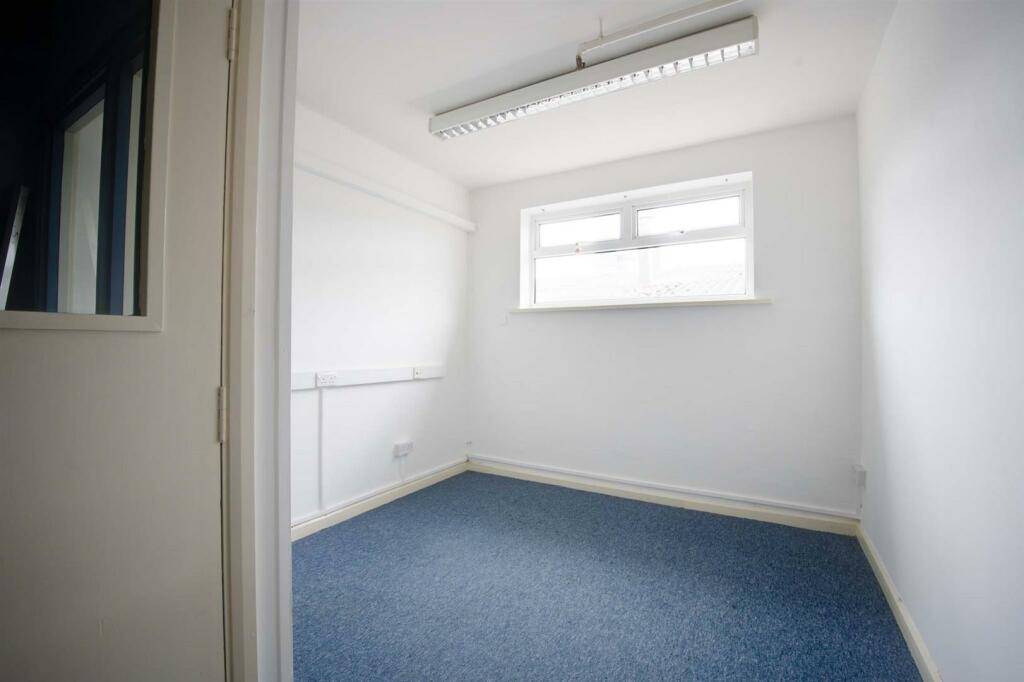 Additional property image - Nat Lane, Winsford, Cheshire