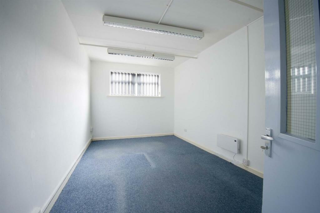 Additional property image - Nat Lane, Winsford, Cheshire