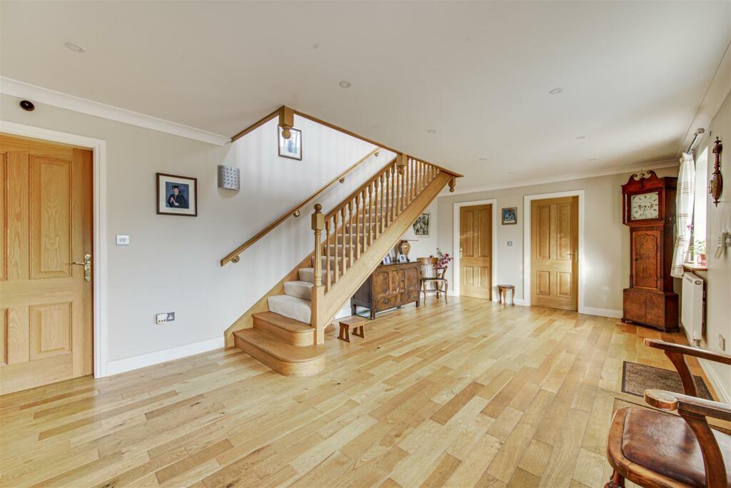 Additional property image - Spacious home on the exclusive Blackfirs Lane, Somerford, Congleton