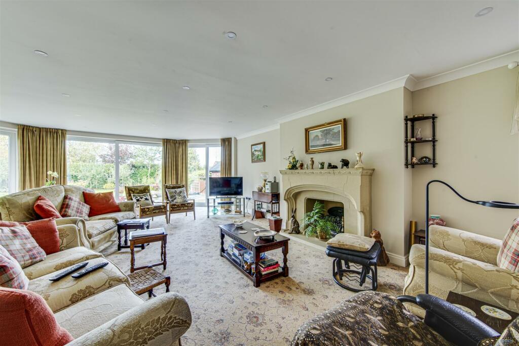 Additional property image - Spacious home on the exclusive Blackfirs Lane, Somerford, Congleton